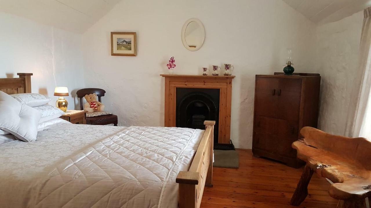 Stunning Views At Ballagh Cottage Newcastle Ньюкасл Екстер'єр фото